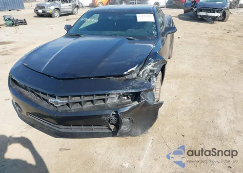 2013 Chevrolet Camaro 1Ls from USA, damaged, VIN 2G1FE1E30D9143698